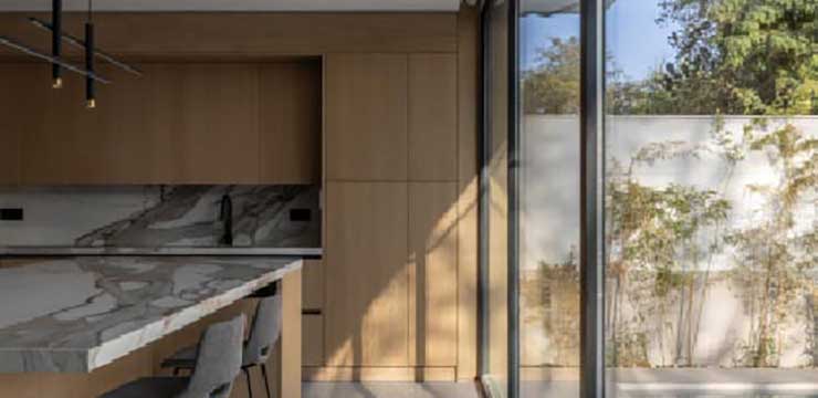 MIRU Electrochromic Glass
